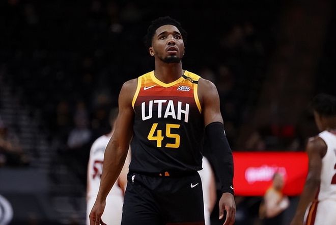 凭借他出色 凭借他出色